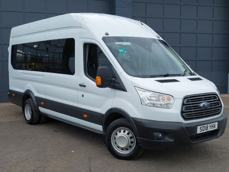 White Used 2018 Ford Transit Trend Hatchback | £16,998 (Fair price) - Image 1/4