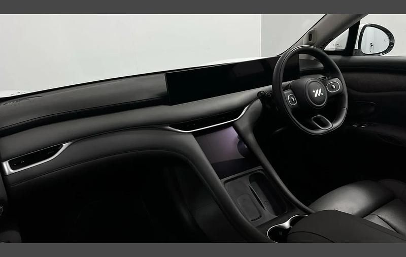 Usado MG IM6 553 kW (752 HP) 2025 Branco SUV