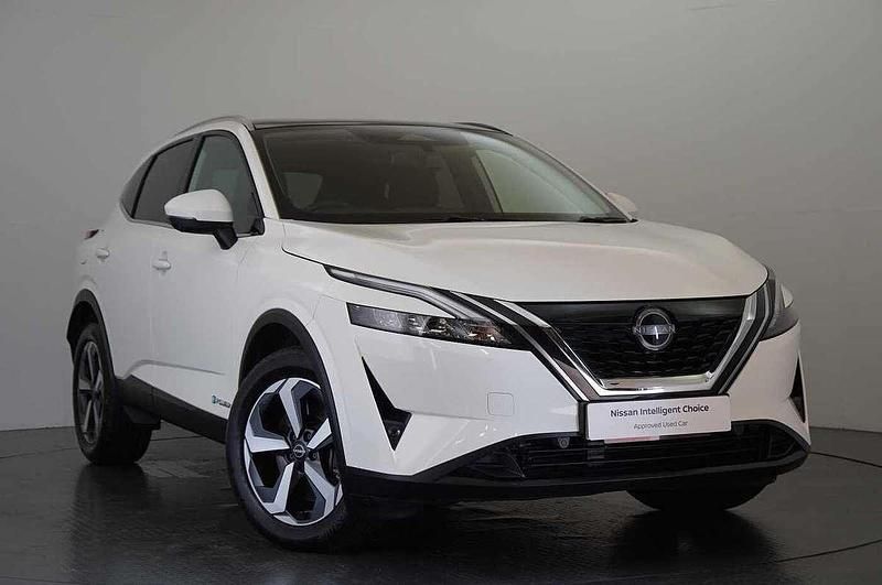 White Used 2023 Nissan Qashqai N-Connecta SUV | £23,598 (Fair price) - Image 1/3