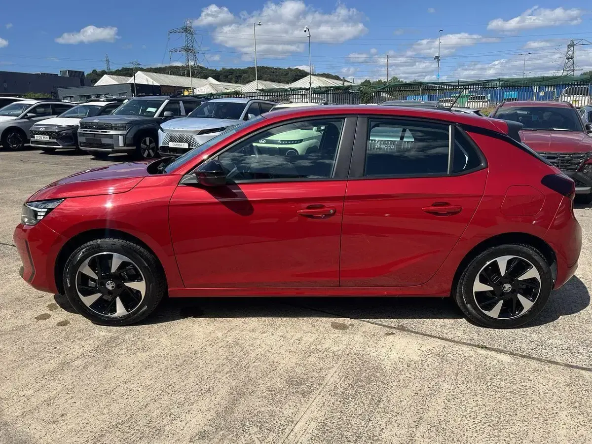 Used Vauxhall Corsa-e Design Edition 98 kW (134 HP) 2024 Red Hatchback