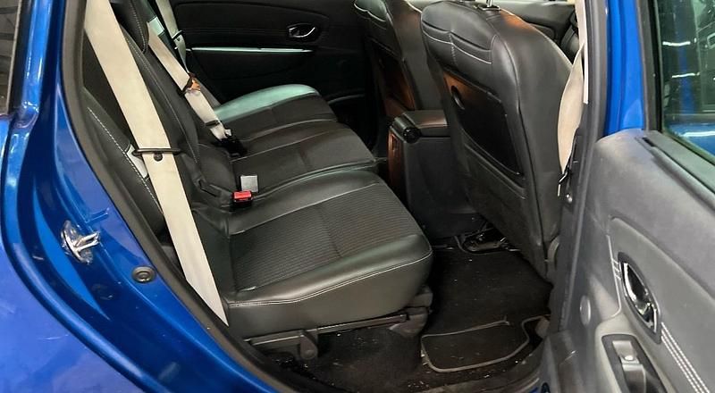 Used Renault Grand Scénic III Bose Edition 110 HP (80 kW) 2011 Blue MPV