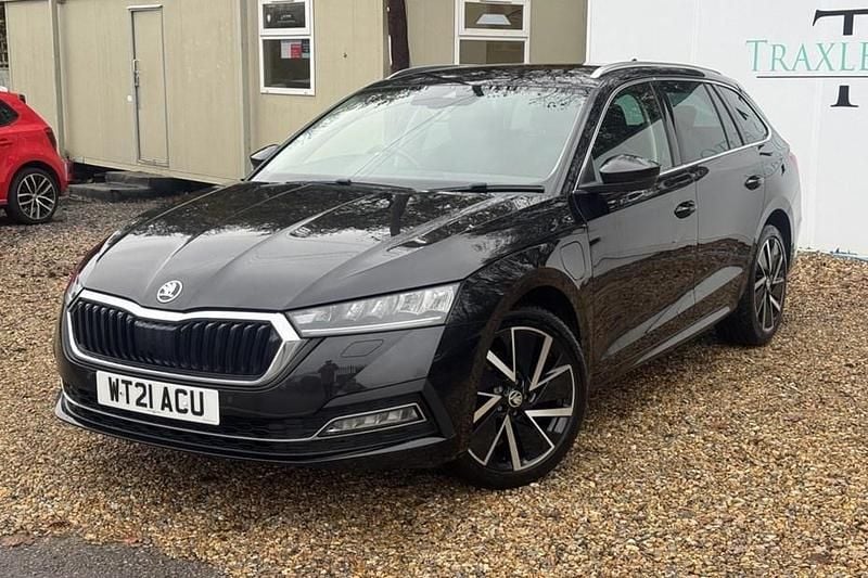 Black Used 2021 Skoda Octavia SE L Estate | £12,400 (Good price) - Image 1/1