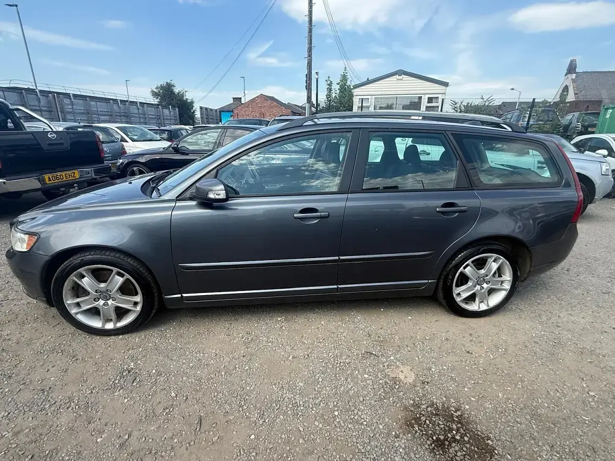 Used Volvo V50 SE 134 HP (98 kW) 2008 Grey Estate