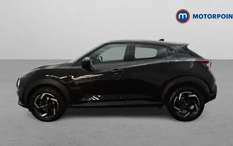 Used Nissan Juke N-Connecta 114 HP (83 kW) 2023 Black SUV