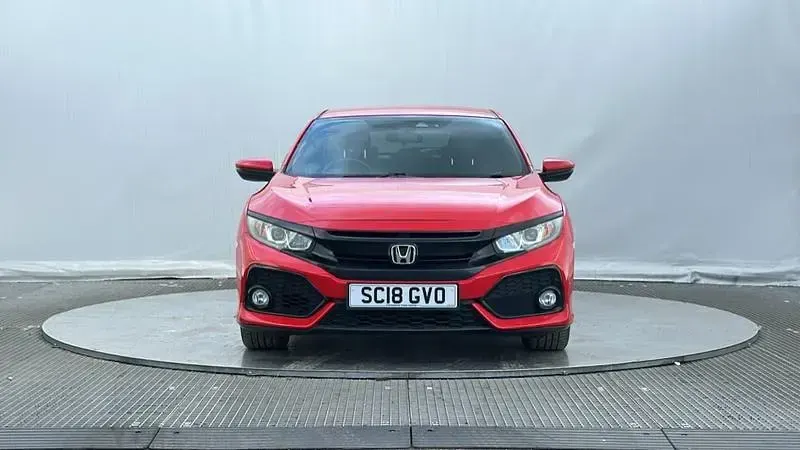 Begagnad Honda Civic SR 126 HK (92 kW) 2018 Röd Halvkombi
