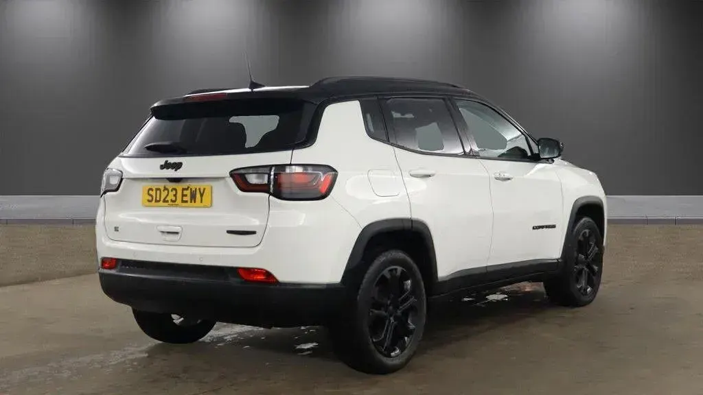 Used Jeep Compass Night Eagle 130 HP (95 kW) 2023 White SUV