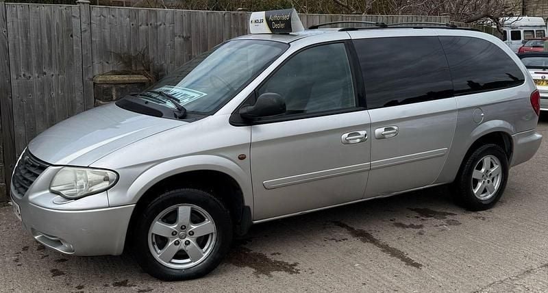 Silver Used 2008 Chrysler Grand Voyager Executive MPV | £2,295 (Good price) - Image 1/4