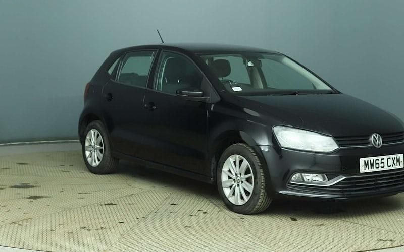 Used VW Polo SE 90 HP (66 kW) 2015 Black Hatchback