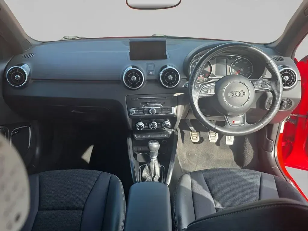Used Audi A1 Sportback S-Line 150 HP (110 kW) 2015 Red Hatchback