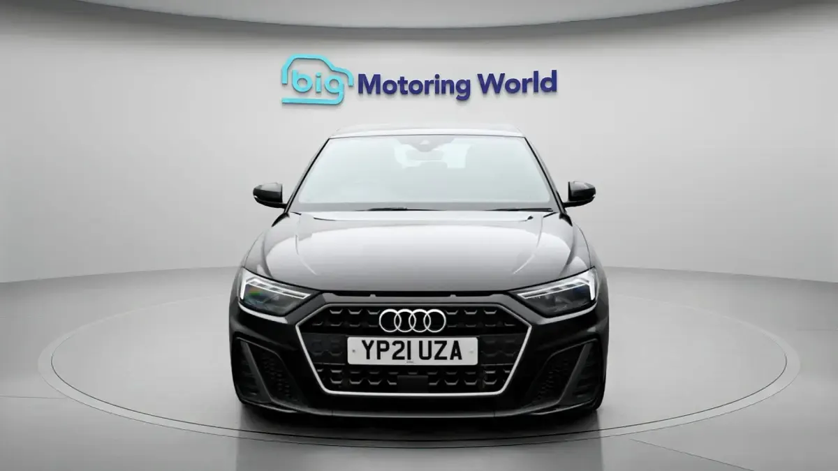 Usado Audi A1 Sportback S-Line 94 HP (69 kW) 2021 Preto Citadino