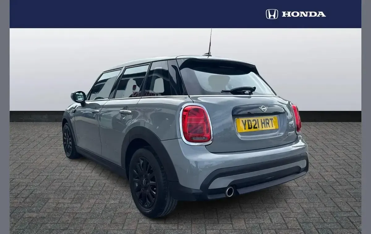 Used Mini Cooper Classic 134 HP (98 kW) 2021 Grey Hatchback