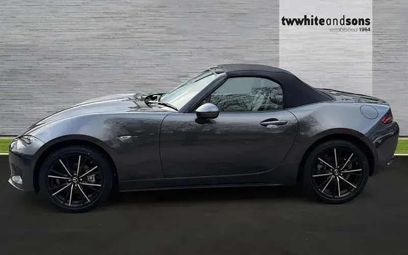 New Mazda MX5 Exclusive-Line 184 HP (135 kW) 2026 Cabriolet