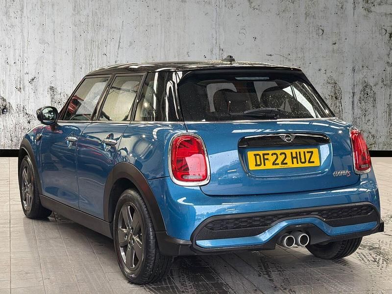 Used Mini Cooper S Classic 176 HP (129 kW) 2022 Blue Hatchback