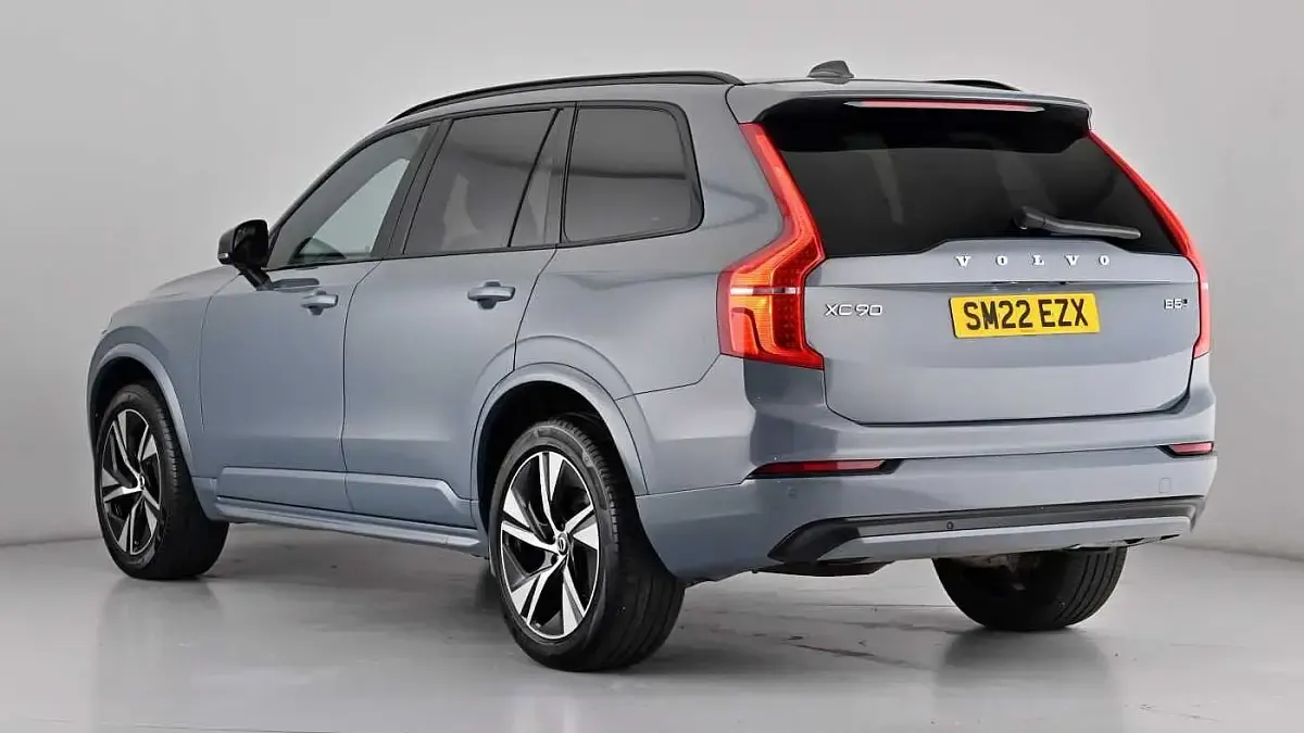 Used Volvo XC90 R-Design 235 HP (172 kW) 2022 Thunder grey SUV