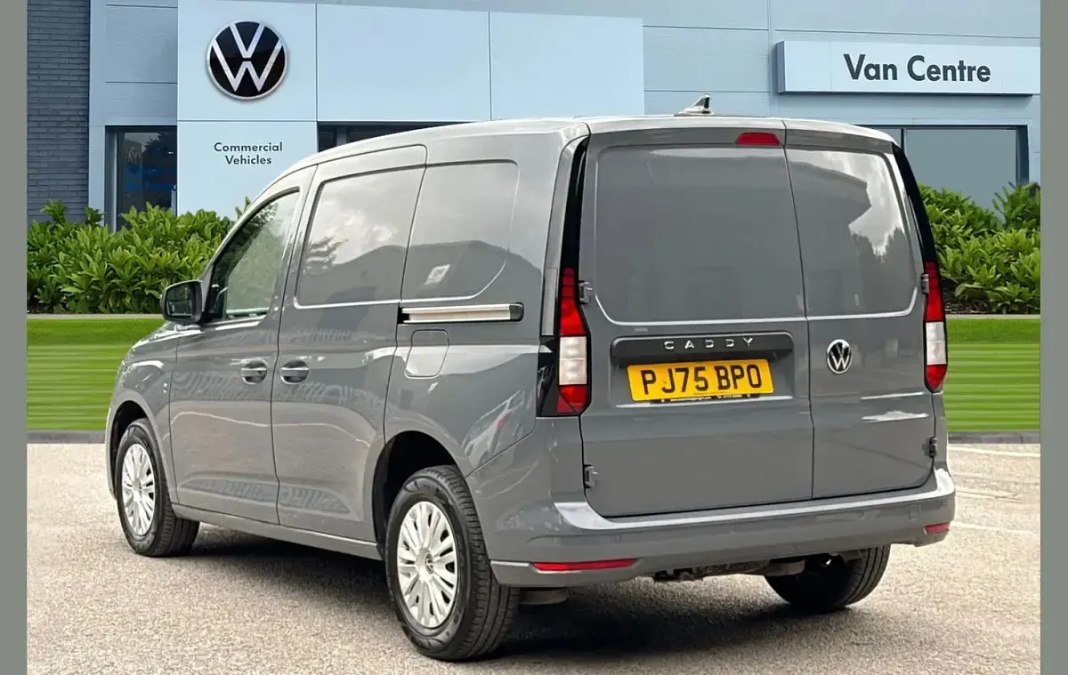 Used VW Caddy 101 HP (74 kW) 2025 Grey MPV