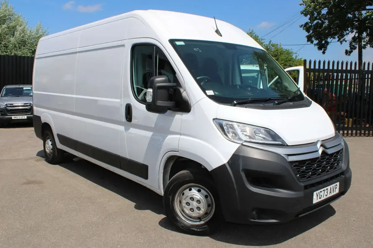 Used Citroën Relay 140 HP (102 kW) 2023 White Van
