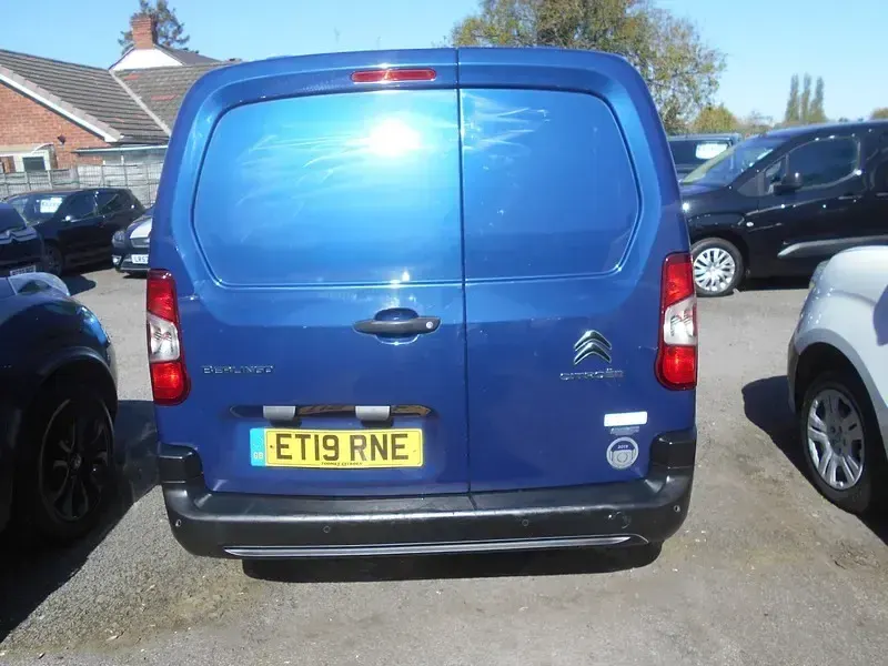 Used Citroën e-Berlingo 75 HP (55 kW) 2019 Blue