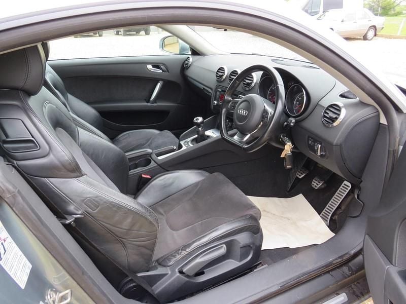 Used Audi TT 201 HP (147 kW) 2007 Grey Coupe