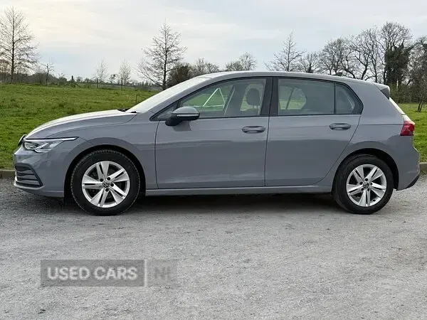 Used VW Golf VIII Life 115 HP (84 kW) 2022 Grey Hatchback