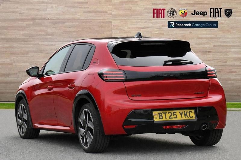 Used Peugeot 208 GT 99 HP (72 kW) 2025 Red Hatchback