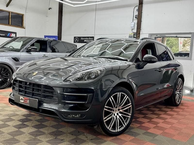 Used Porsche Macan Turbo 400 HP (294 kW) 2016 Grey SUV