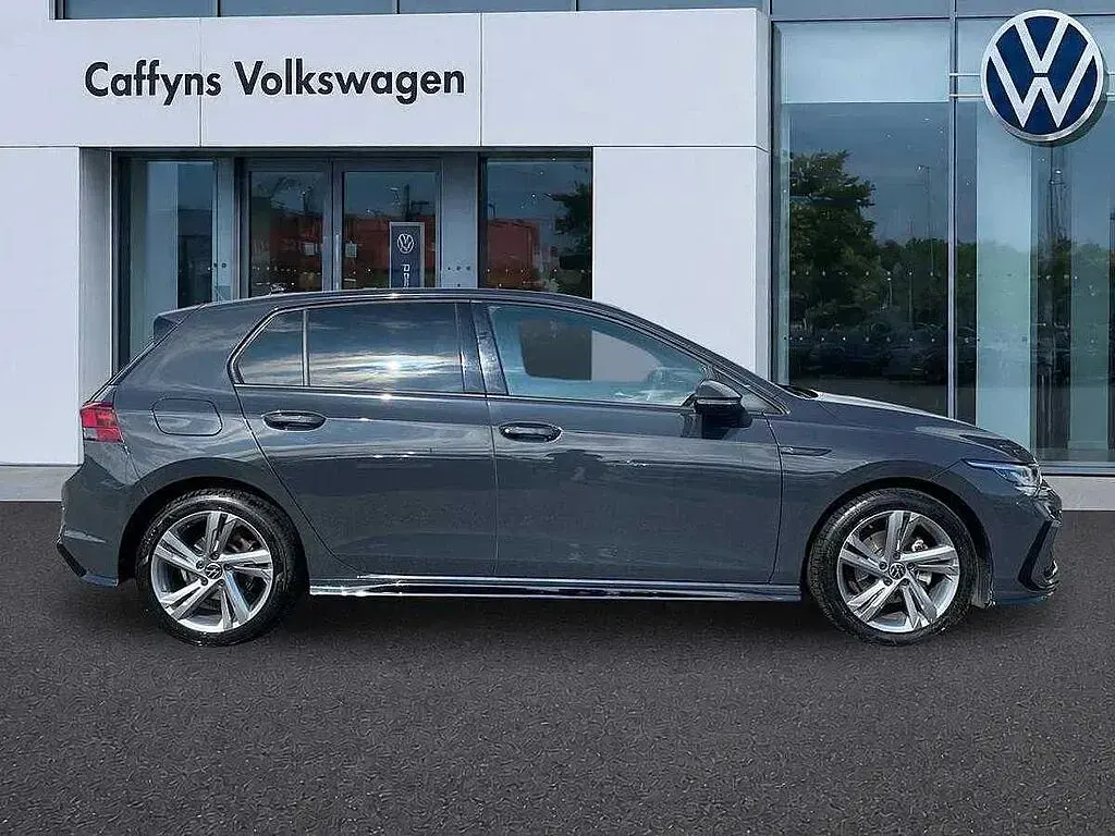 Used VW Golf VIII 130 HP (95 kW) 2022