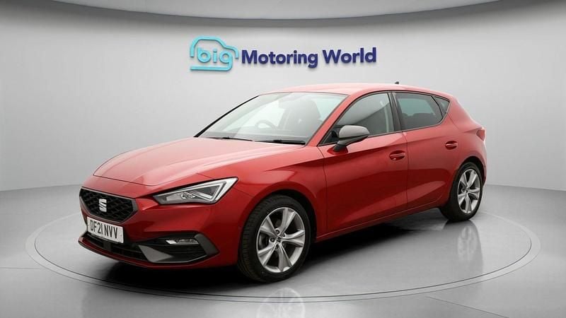 Used Seat Leon FR 129 HP (94 kW) 2021 Red Hatchback