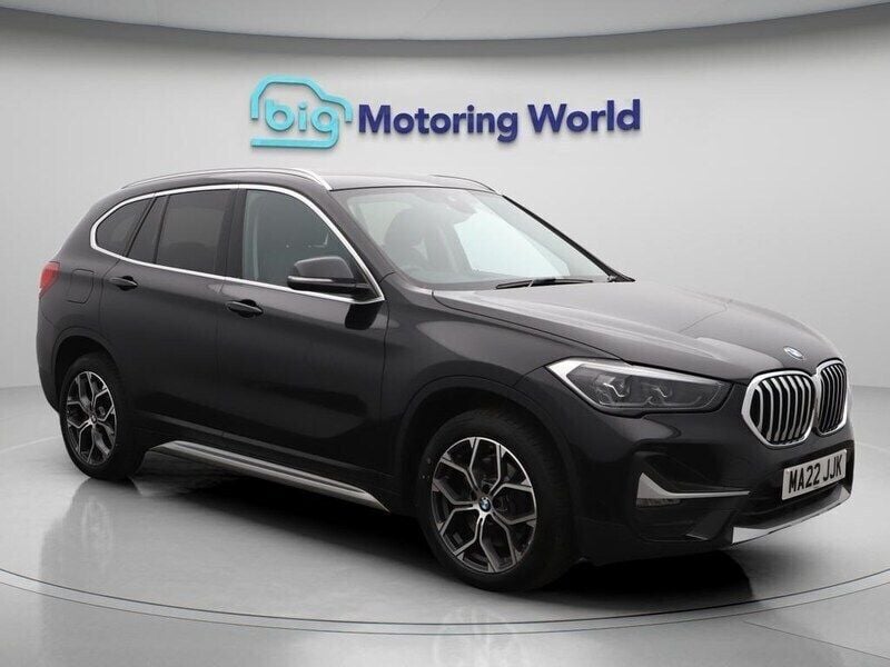 Black Used 2022 BMW X1 xLine SUV | £19,300 (Good price) - Image 1/4