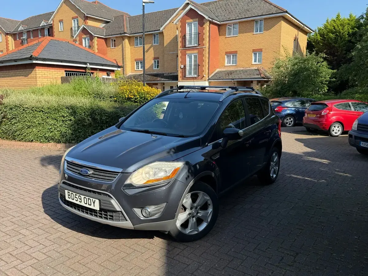 Used Ford Kuga Zetec 136 HP (100 kW) 2009 Grey SUV