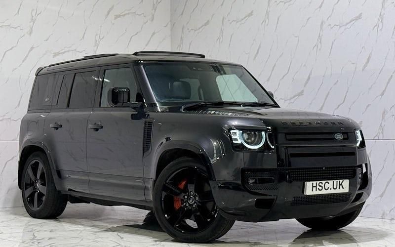 Used Land Rover Defender 404 HP (297 kW) 2024 SUV