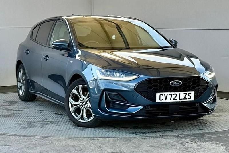 Used Ford Focus ST-Line 125 HP (91 kW) 2022 Blue Hatchback