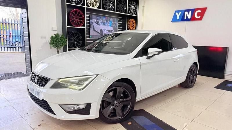 Used Seat Leon FR Sport 180 HP (132 kW) 2014 White Coupe