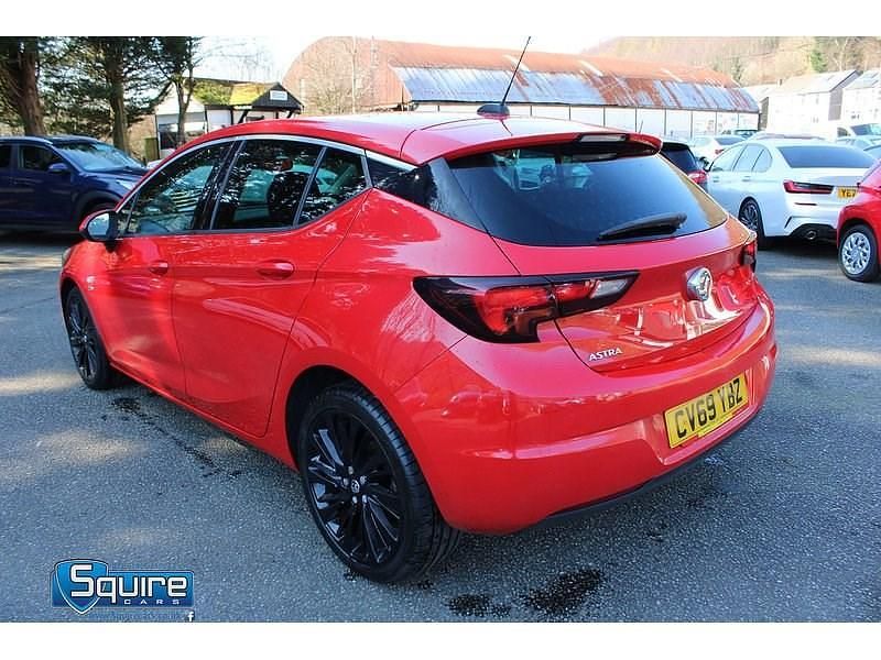 Used Vauxhall Astra S 136 HP (100 kW) 2019 Red Hatchback