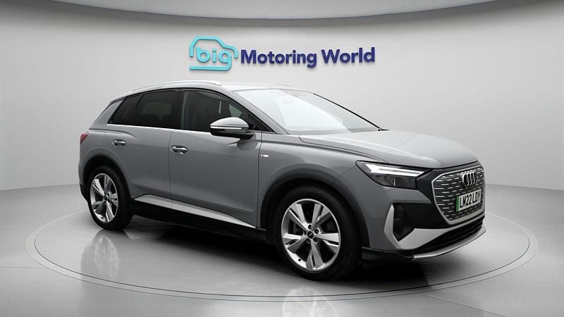 Used Audi Q4 e-tron S-Line 150 kW (204 HP) 2022 Grey SUV