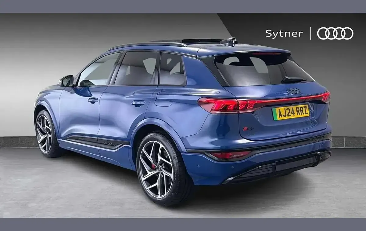 Used Audi Q6 e-tron Advanced 284 kW (387 HP) 2024 Blue SUV