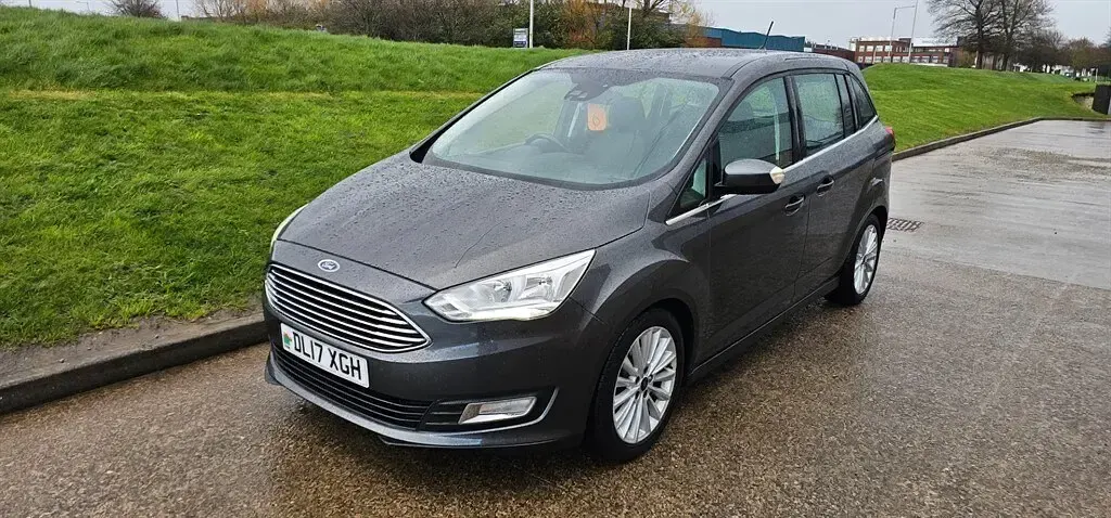 Used Ford Grand C-Max Titanium 120 HP (88 kW) 2017 Grey MPV