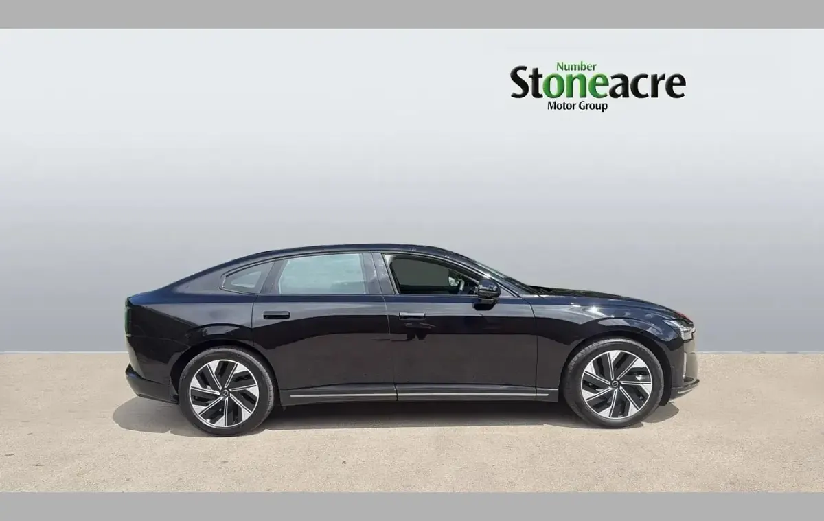 Used Volvo ES90 Plus 241 kW (328 HP) 2025 Black Sedan