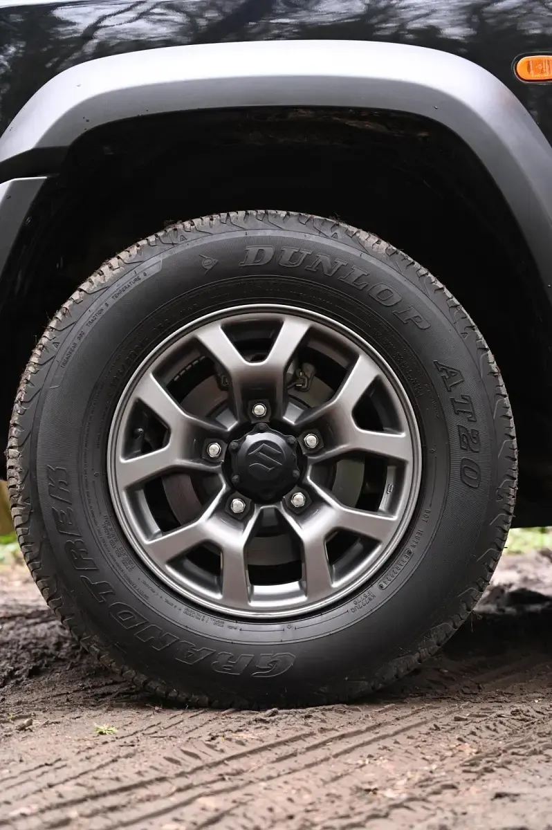 Nuevo Suzuki Jimny SZ5 101 CV (74 kW) 2026 Negro SUV