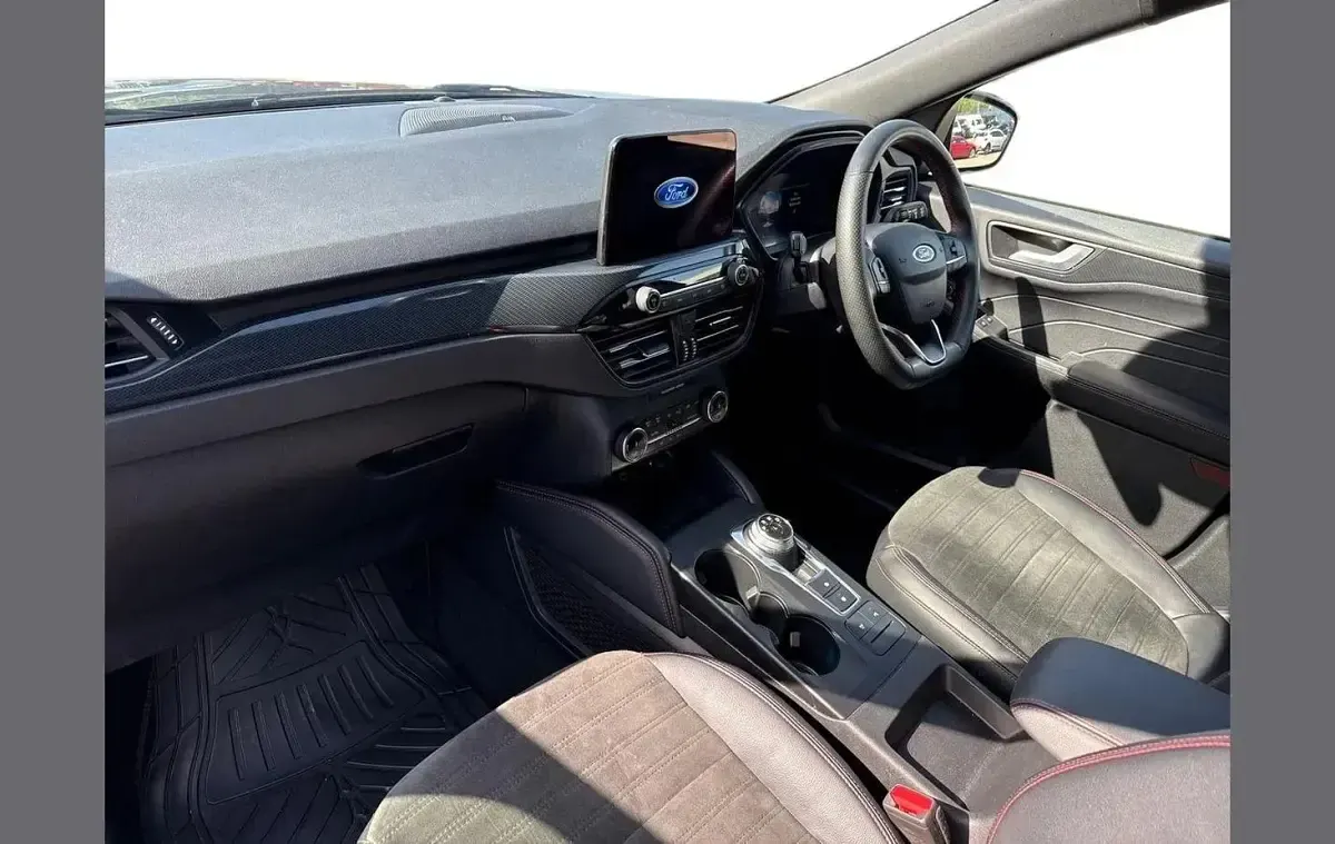 Used Ford Kuga ST-Line 225 HP (165 kW) 2023 Black SUV