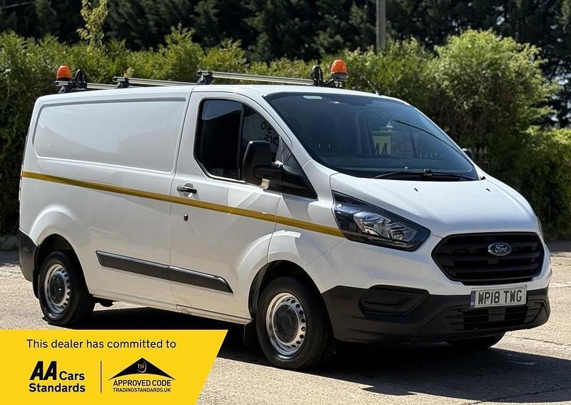 White Used 2018 Ford Transit Custom | £7,490 (Fair price) - Image 1/2