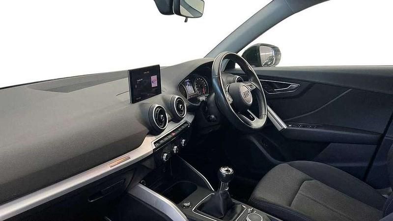 Used Audi Q2 Sport 113 HP (83 kW) 2019 Black SUV