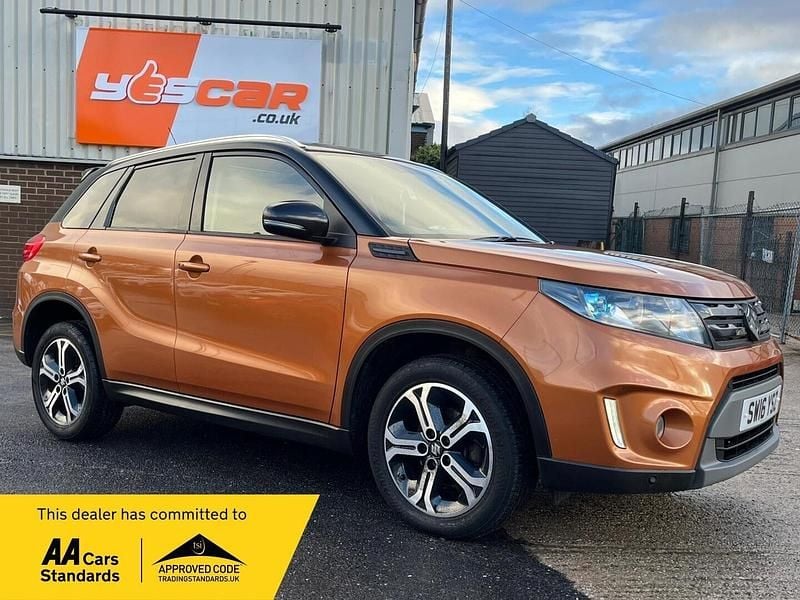 Orange/black Used 2016 Suzuki Vitara SZ5 Hatchback | £8,425 (Fair price) - Image 1/4