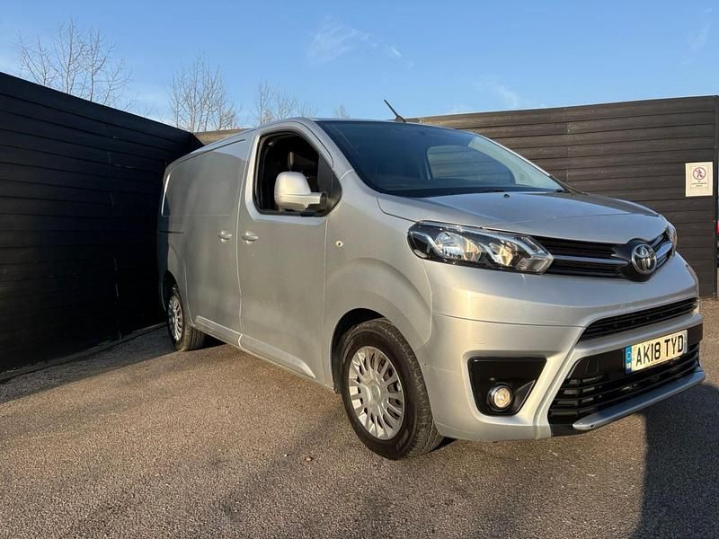 Used Toyota Proace Comfort 120 HP (88 kW) 2018 Silver MPV