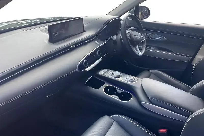Usado Genesis GV70 Sport 359 kW (489 HP) 2023 Cinzento SUV