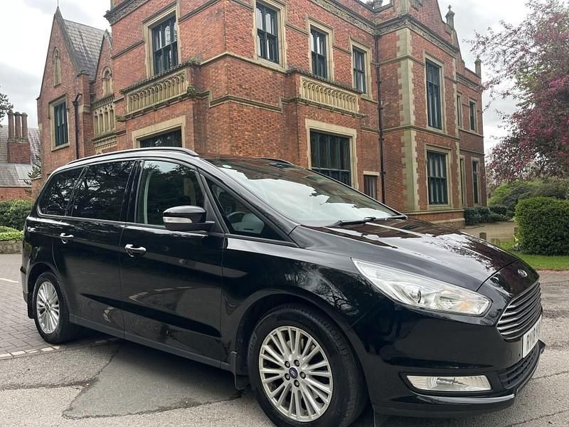 Usado Ford Galaxy Zetec 150 HP (110 kW) 2018 Preto Monovolume