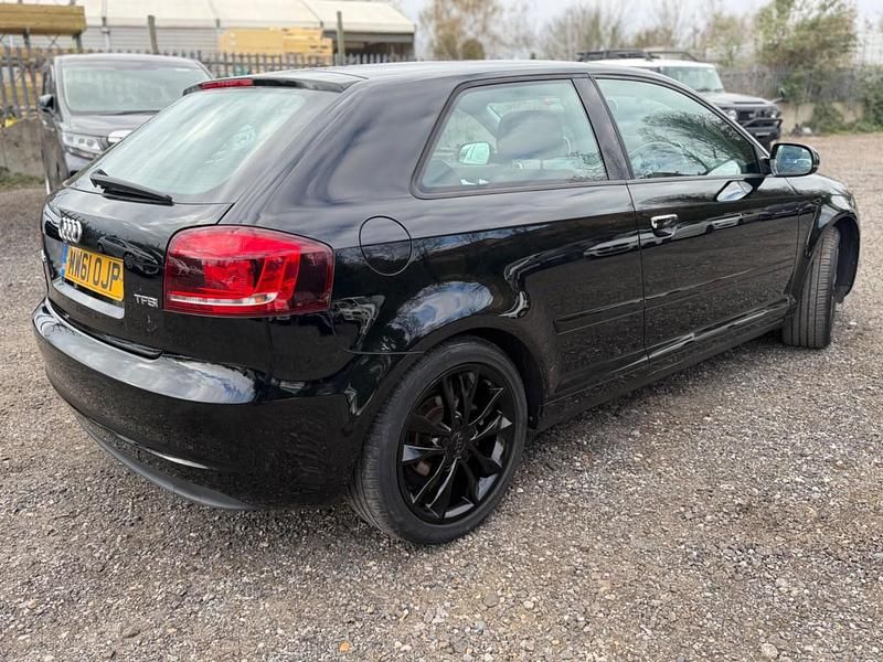 Begagnad Audi A3 Sport 2012 Svart Halvkombi