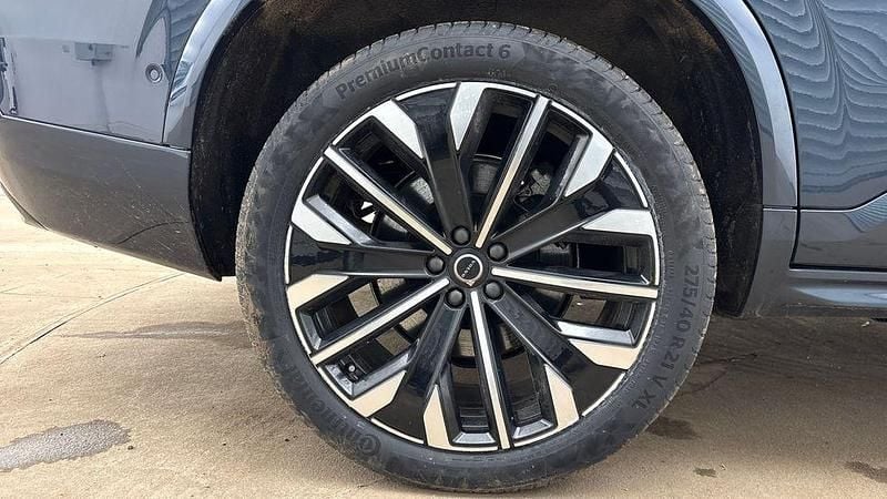 Used Volvo XC90 Ultra 250 HP (183 kW) 2025 Denim blue SUV