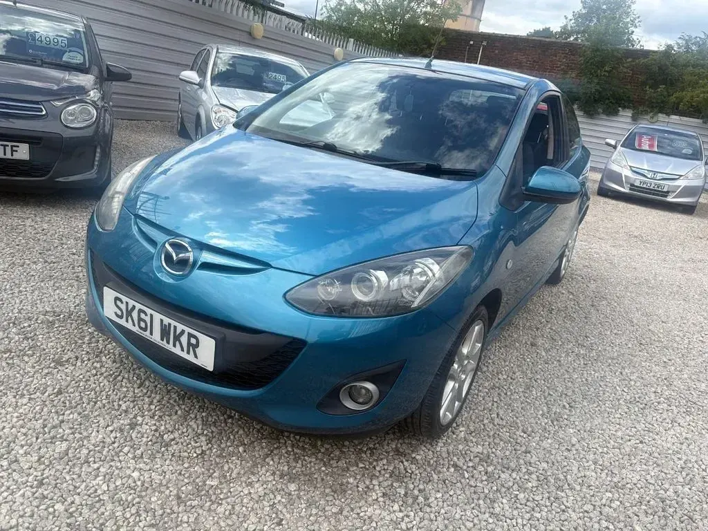 Used Mazda 2 Inclusive 102 HP (75 kW) 2011 Blue Hatchback