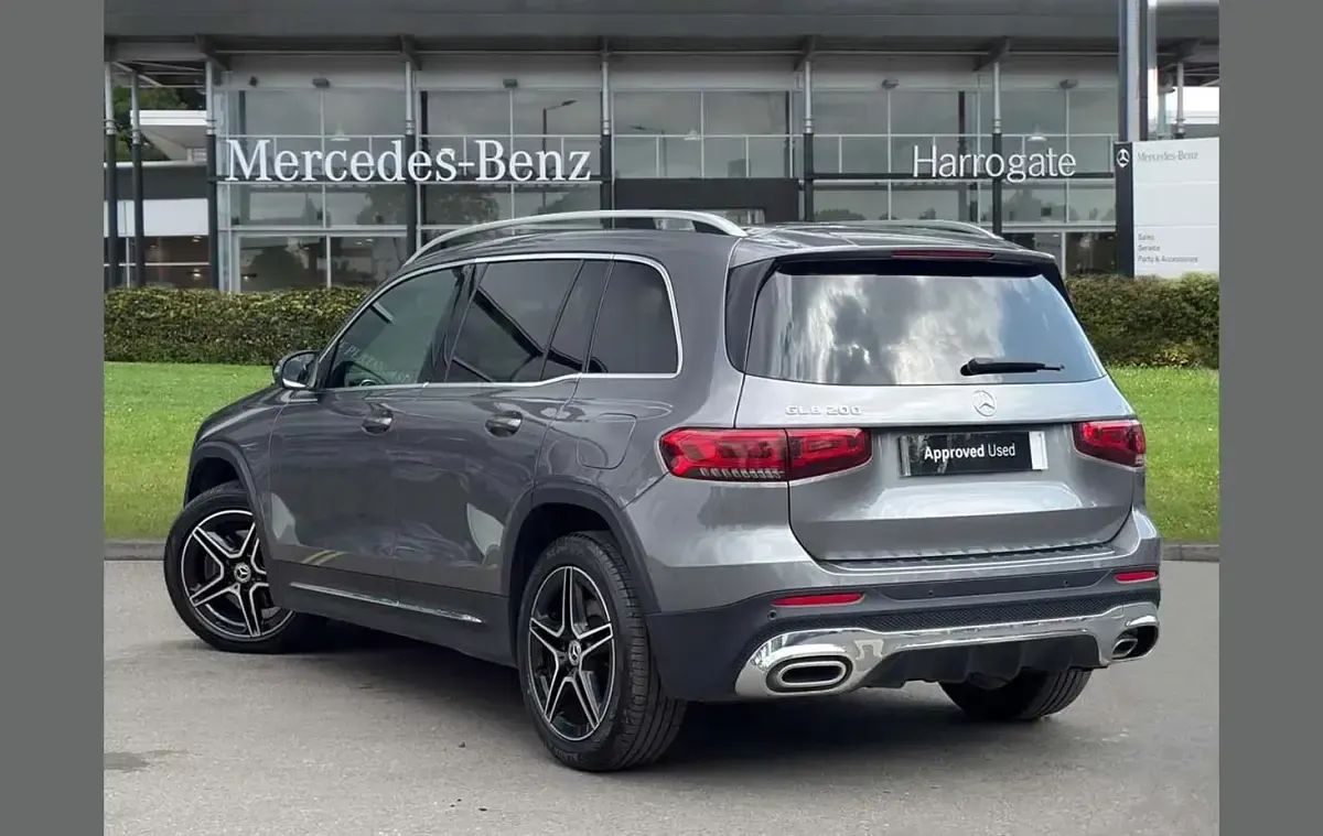 Used Mercedes GLB200 Executive 161 HP (118 kW) 2023 Grey SUV