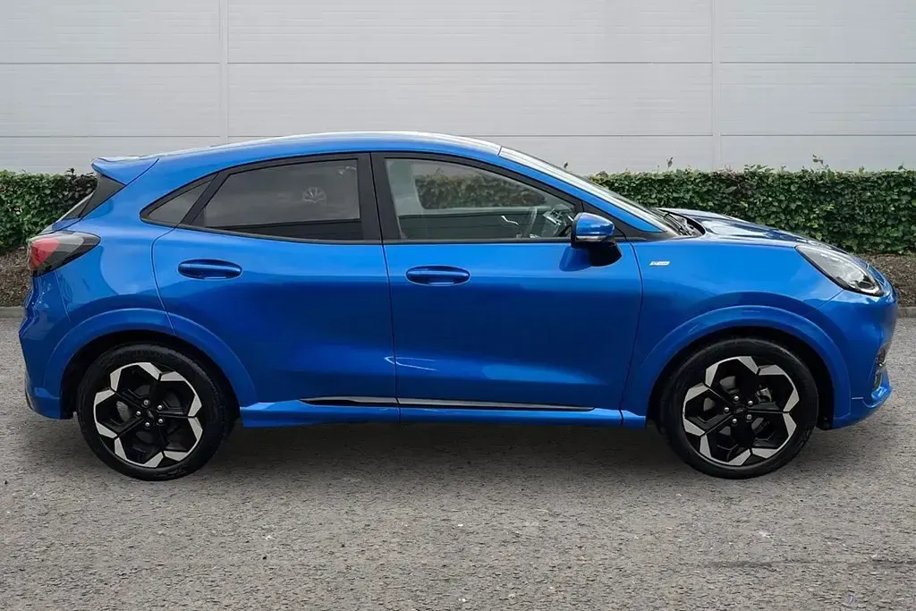Käytetty Ford Puma ST-Line X 2024 Sininen Katumaasturi